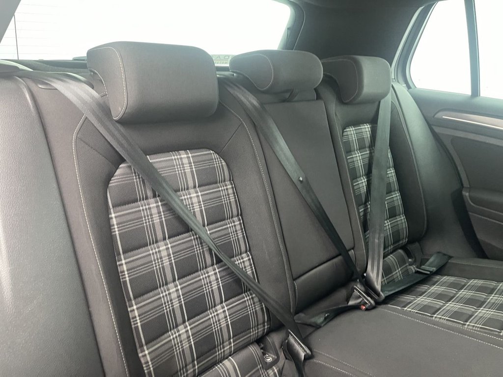 Used Volkswagen Golf 2017 for sale - 76291790: Photo 17