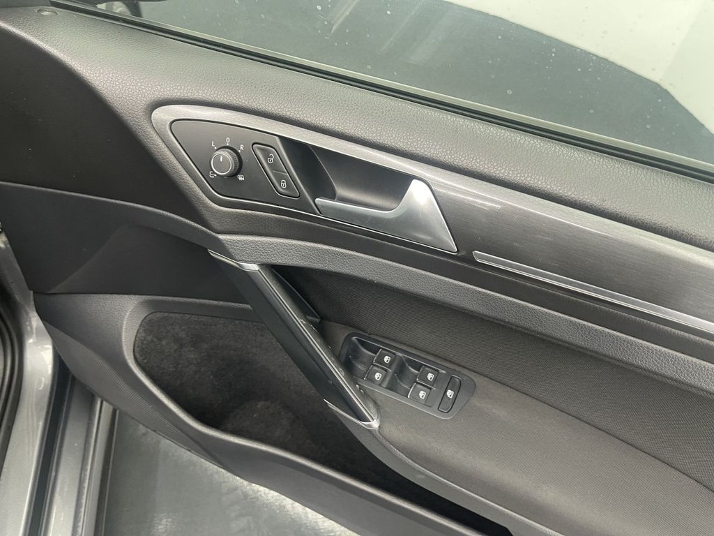 Used Volkswagen Golf 2017 for sale - 76291790: Photo 18
