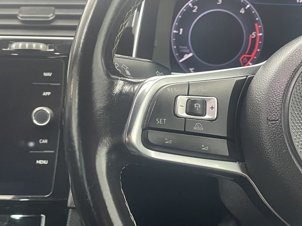 Used Volkswagen Golf 2017 for sale - 76291790: Photo 23