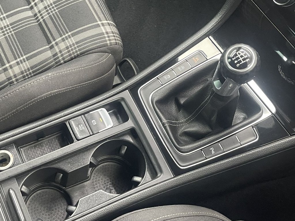 Used Volkswagen Golf 2017 for sale - 76291790: Photo 26