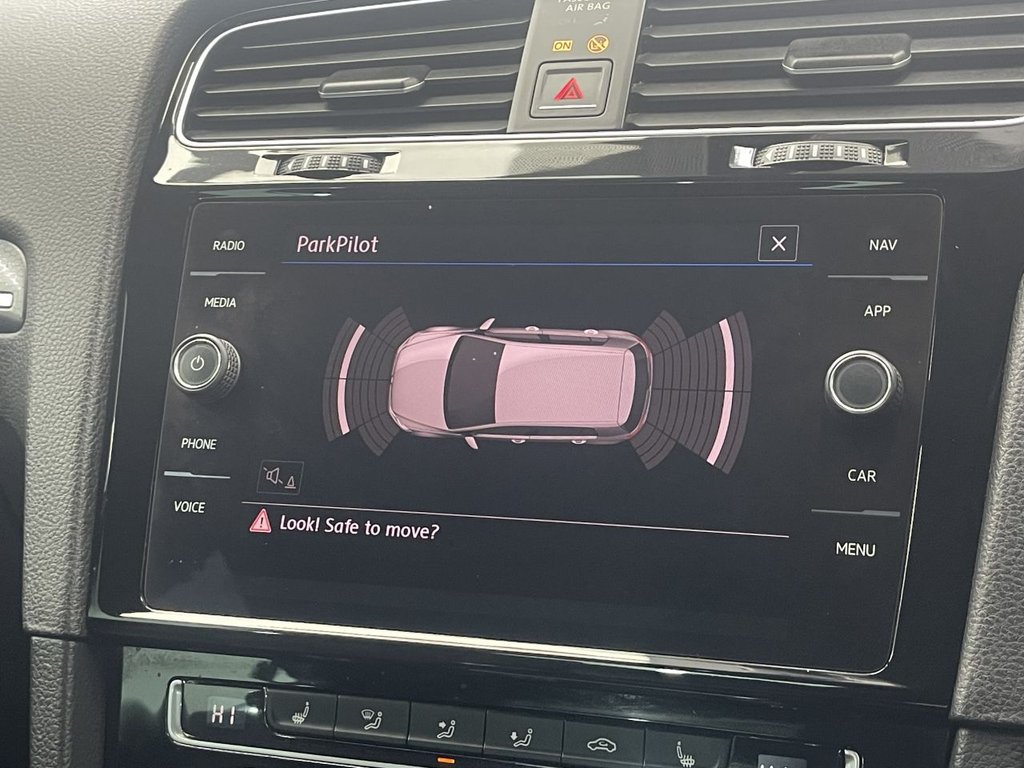 Used Volkswagen Golf 2017 for sale - 76291790: Photo 30