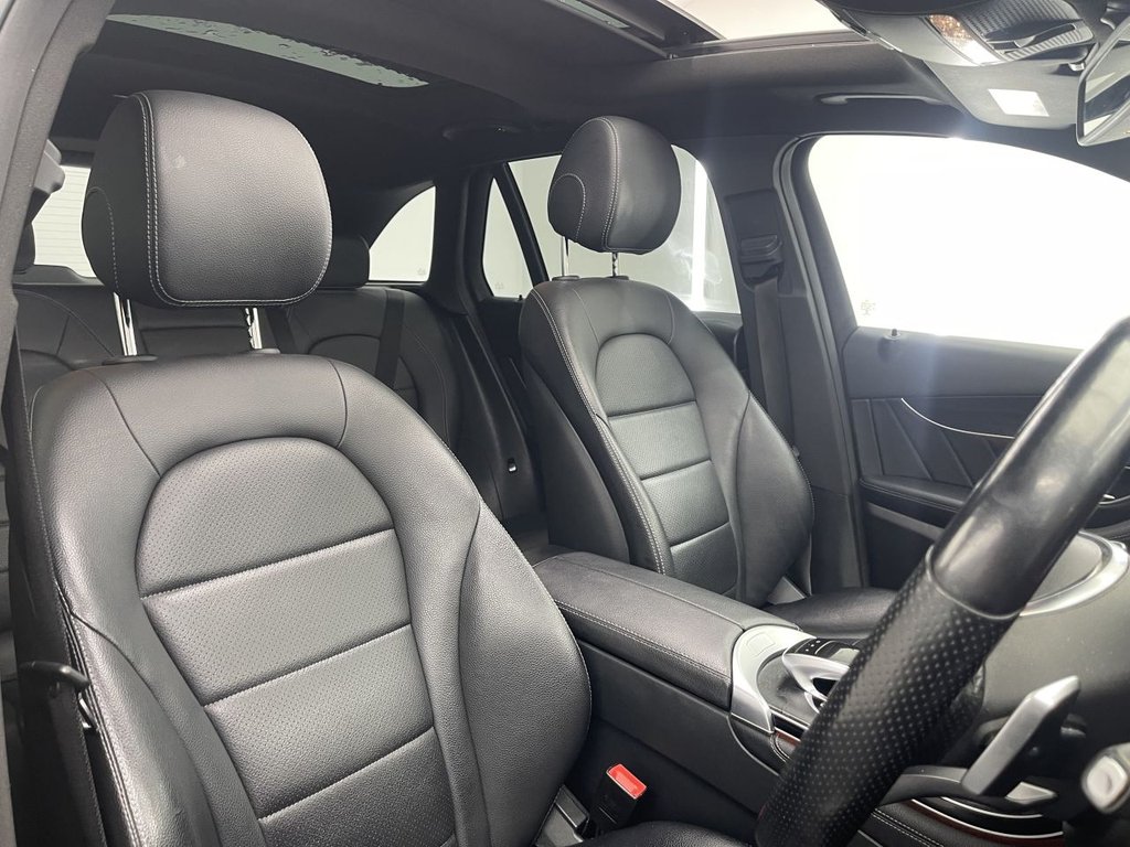 Used Mercedes-Benz GLC 2017 for sale - 77293294: Photo 2