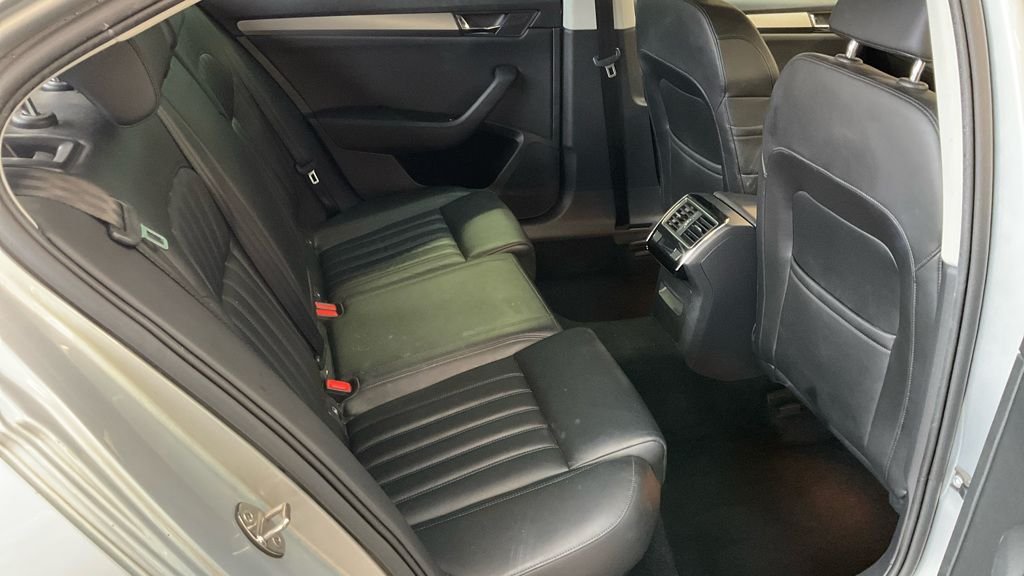 Used Skoda Superb 2017 for sale - 76731165: Photo 20