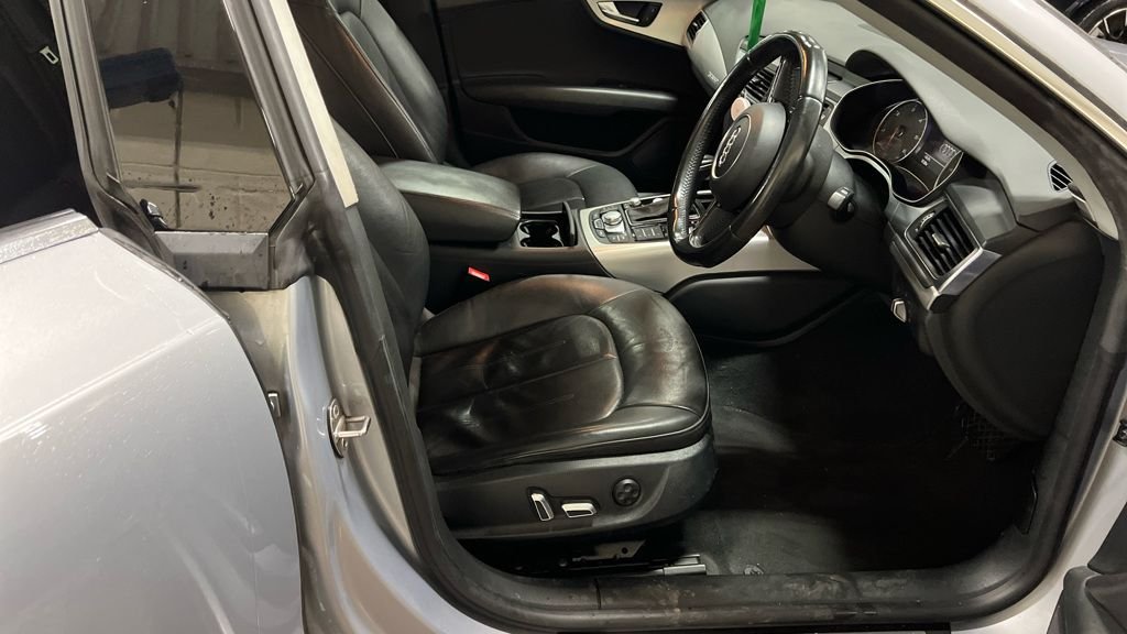 Used Audi A7 2015 for sale - 76711145: Photo 2