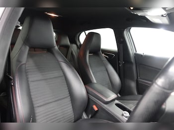 Used Mercedes-Benz GLA 2019 for sale - 79584401: Photo