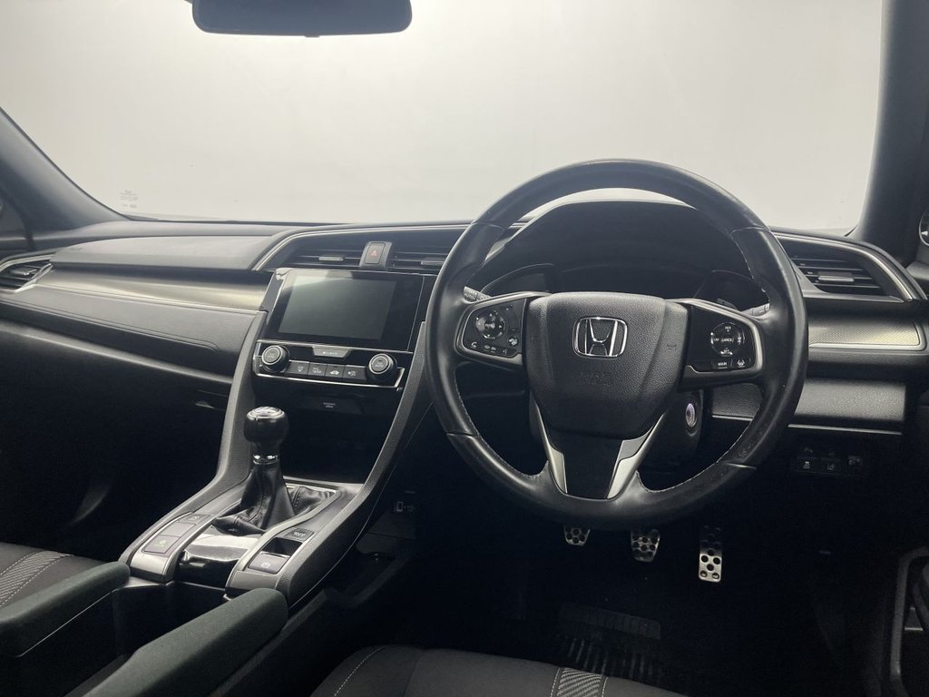 Used Honda Civic 2019 for sale - 76909763: Photo 19