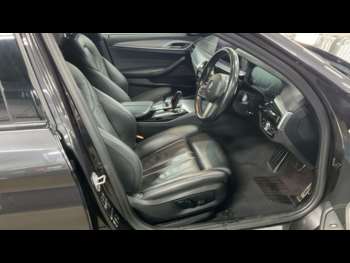 Used BMW 5 Series 2020 for sale - 75009554: Photo