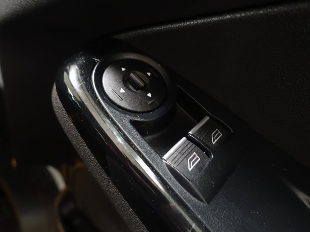 Used Ford Fiesta 2015 for sale - 77026804: Photo 25