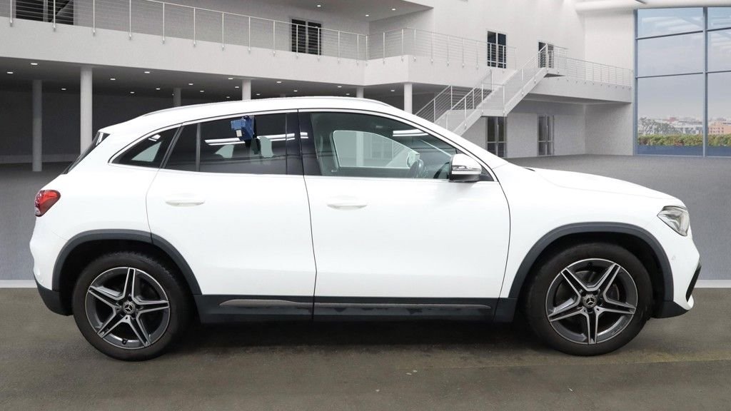 Used Mercedes-Benz GLA 2021 for sale - 77342023: Photo 8