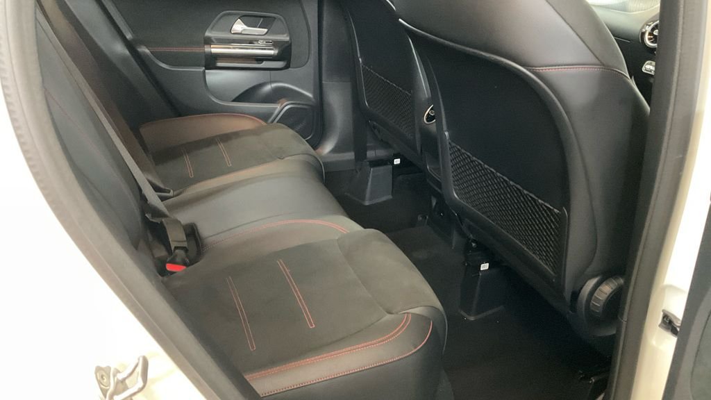 Used Mercedes-Benz GLA 2021 for sale - 77342023: Photo 9