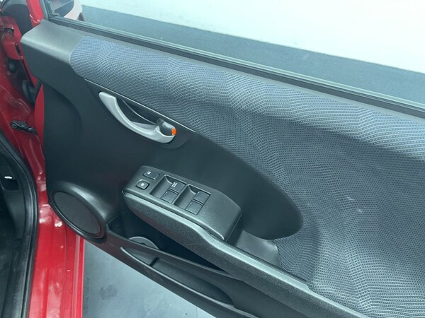 Used Honda Jazz 2010 for sale - 76202605: Photo 18