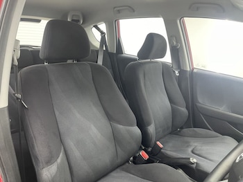 Used Honda Jazz 2010 for sale - 76202605: Photo