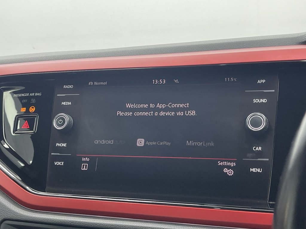 Used Volkswagen Polo 2019 for sale - 77232030: Photo 3