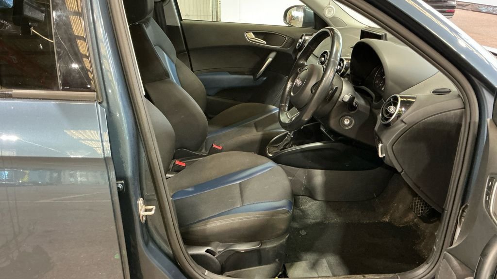 Used Audi A1 2017 for sale - 77990916: Photo 2