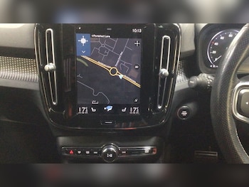 Used Volvo XC40 2021 for sale - 77952580: Photo