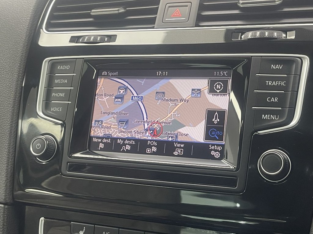 Used Volkswagen Golf 2014 for sale - 77748232: Photo 3