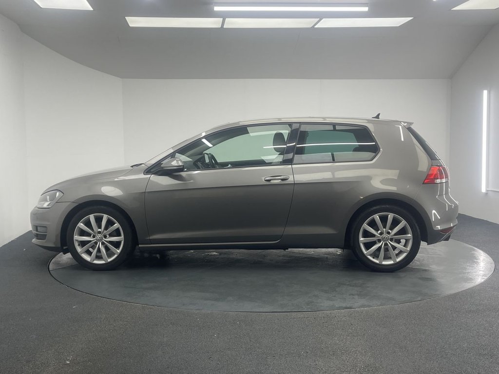 Used Volkswagen Golf 2014 for sale - 77748232: Photo 7