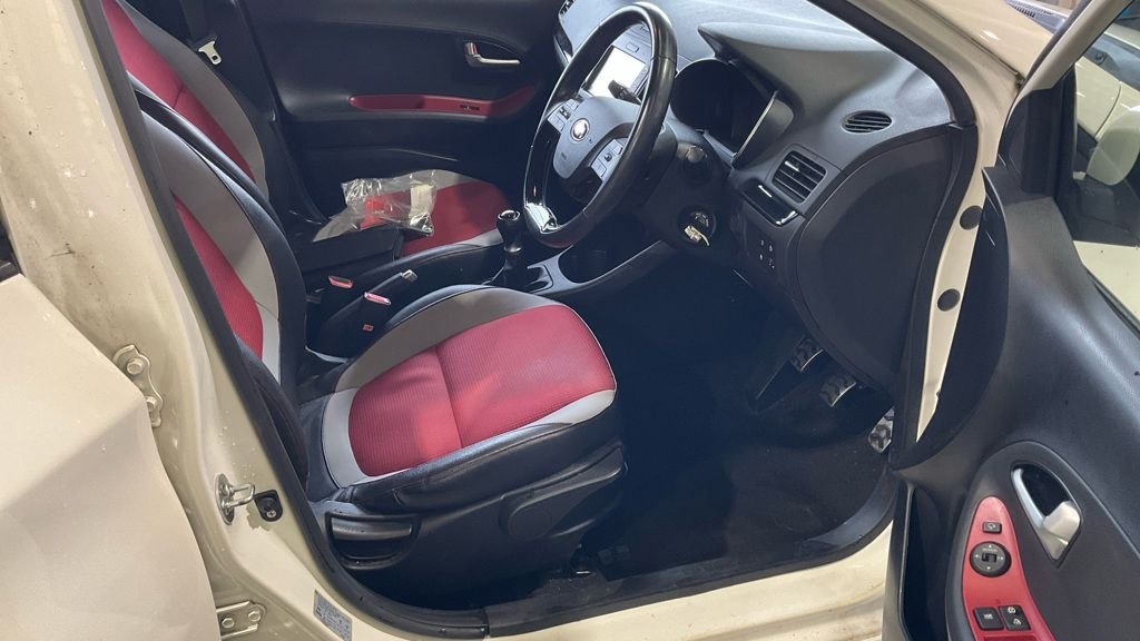 Used Kia Picanto 2017 for sale - 78030422: Photo 2