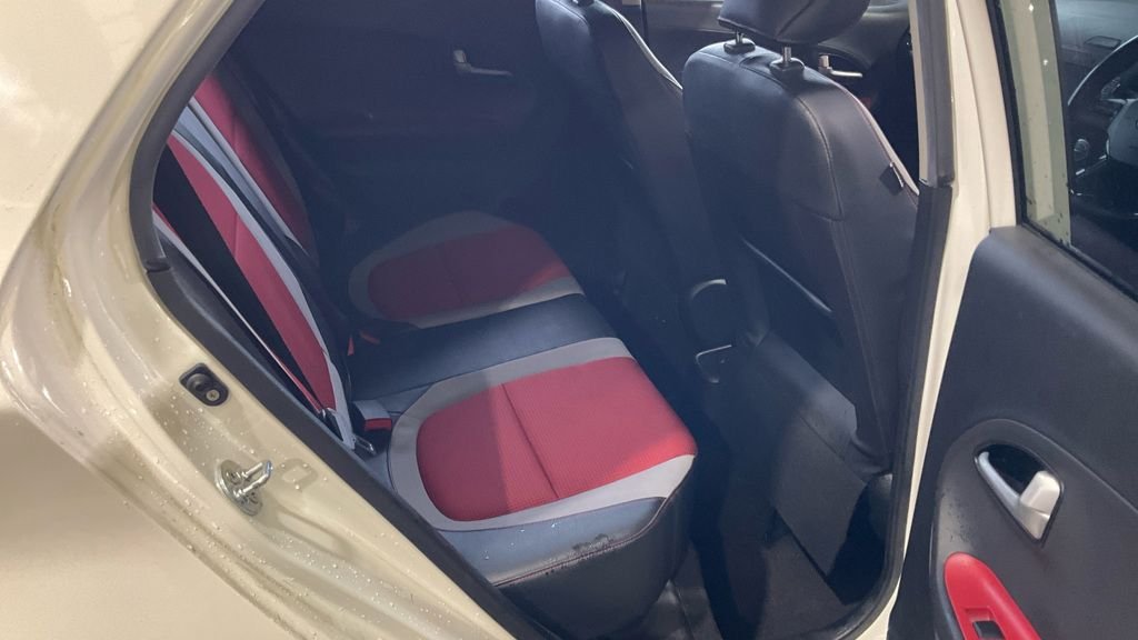 Used Kia Picanto 2017 for sale - 78030422: Photo 9