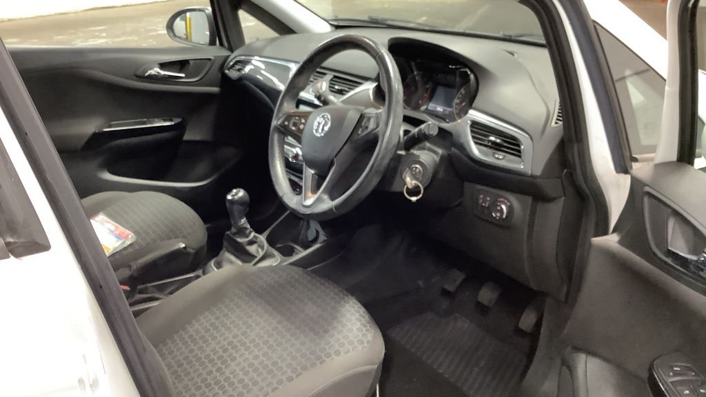 Used Vauxhall Corsa 2019 for sale - 76910122: Photo 2