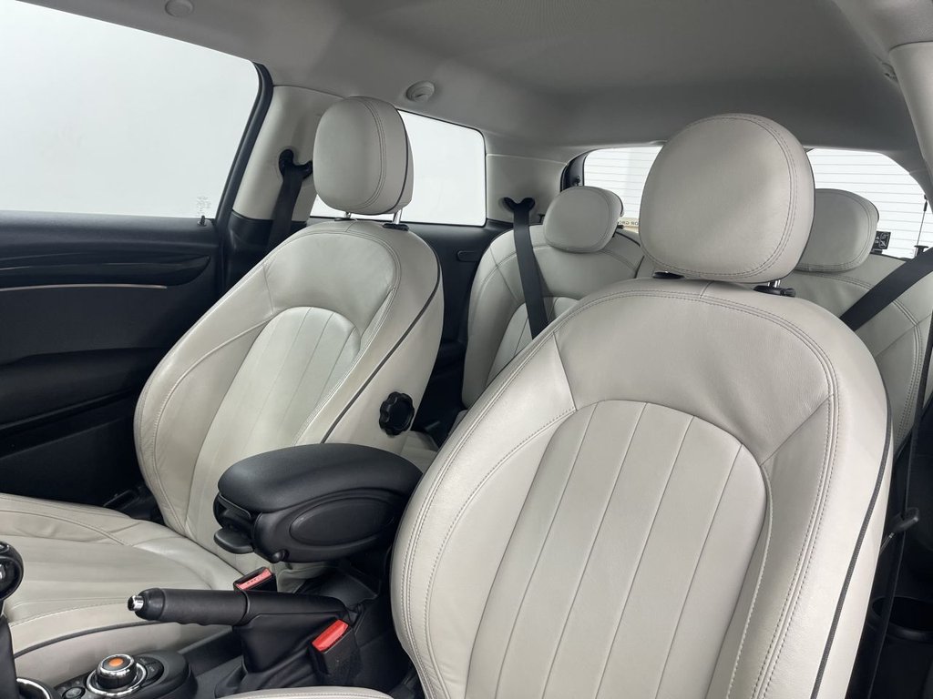 Used MINI Hatch 2019 for sale - 76256467: Photo 14