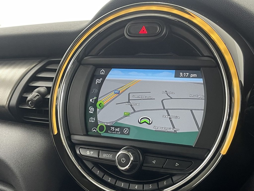 Used MINI Hatch 2019 for sale - 76256467: Photo 3