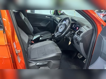 Used Volkswagen T-Cross 2020 for sale - 75716678: Photo