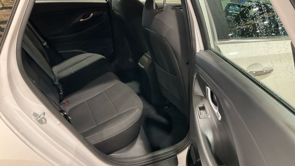 Used Hyundai i30 2018 for sale - 77608999: Photo 9