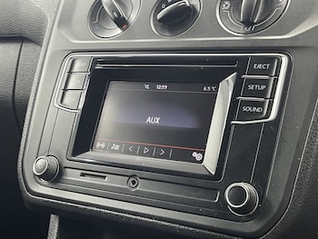 Used Volkswagen Caddy 2016 for sale - 76569899: Photo