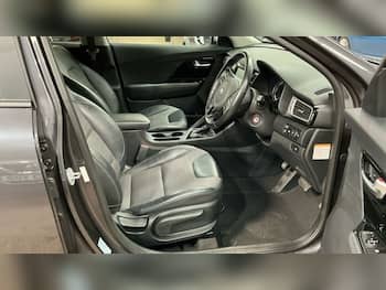 Used Kia Niro 2018 for sale - 79742994: Photo