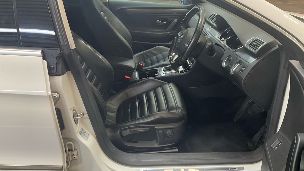 Used Volkswagen CC 2016 for sale - 76376223: Photo 2