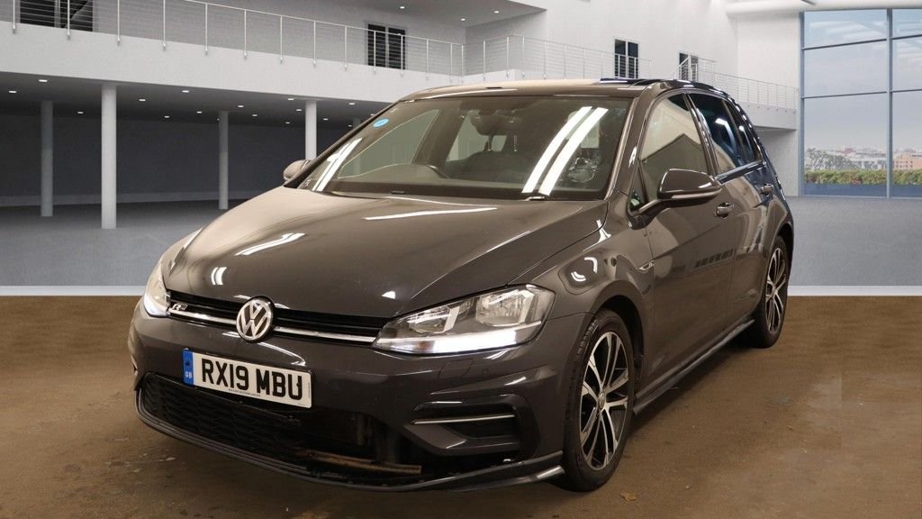 Used Volkswagen Golf 2019 for sale - 76372499: Photo 5