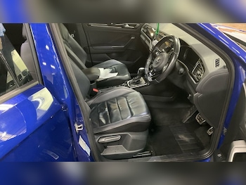 Used Volkswagen T-Roc 2020 for sale - 77976289: Photo