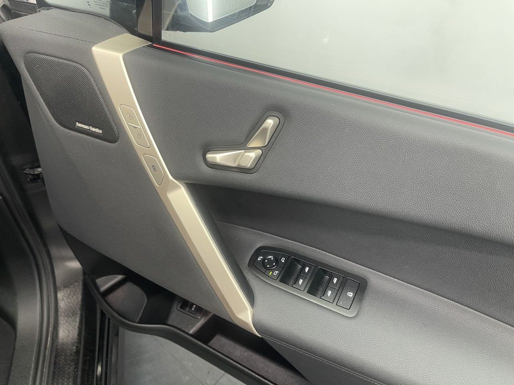 Used BMW iX 2022 for sale - 75832881: Photo 18