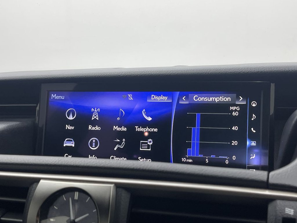 Used Lexus IS 2017 for sale - 76570618: Photo 26