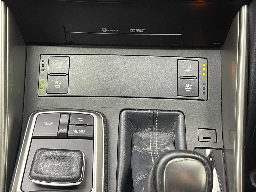 Used Lexus IS 2017 for sale - 76570618: Photo 31