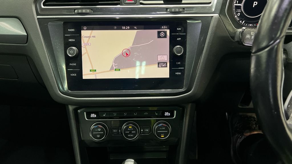 Used Volkswagen Tiguan 2017 for sale - 77521457: Photo 3