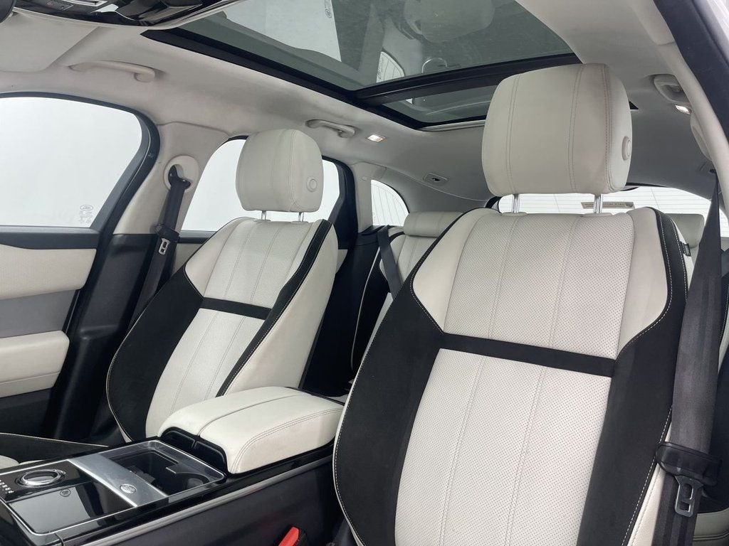 Used Land Rover Range Rover Velar 2017 for sale - 76711469: Photo 14