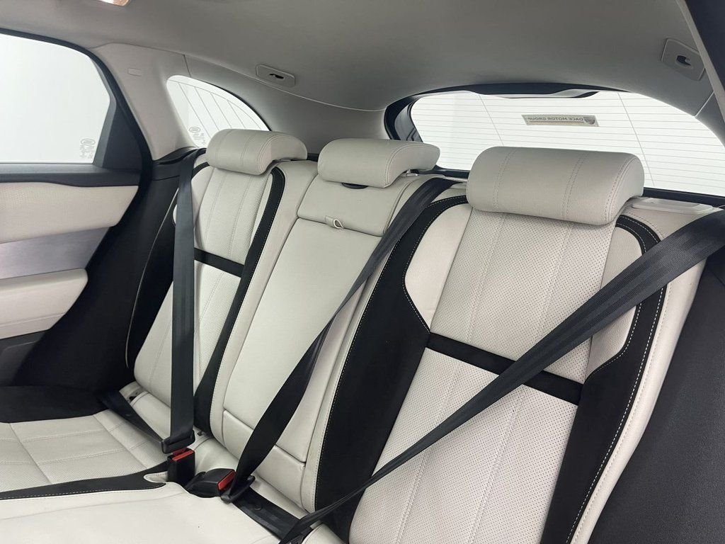 Used Land Rover Range Rover Velar 2017 for sale - 76711469: Photo 15