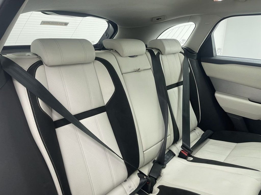 Used Land Rover Range Rover Velar 2017 for sale - 76711469: Photo 17