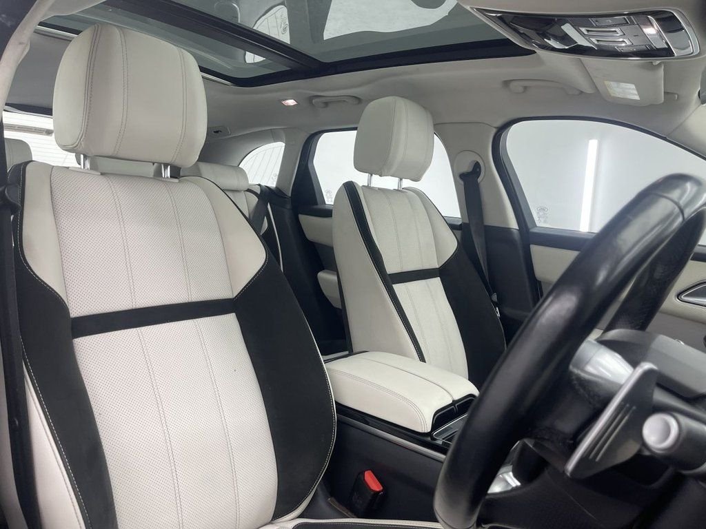 Used Land Rover Range Rover Velar 2017 for sale - 76711469: Photo 2