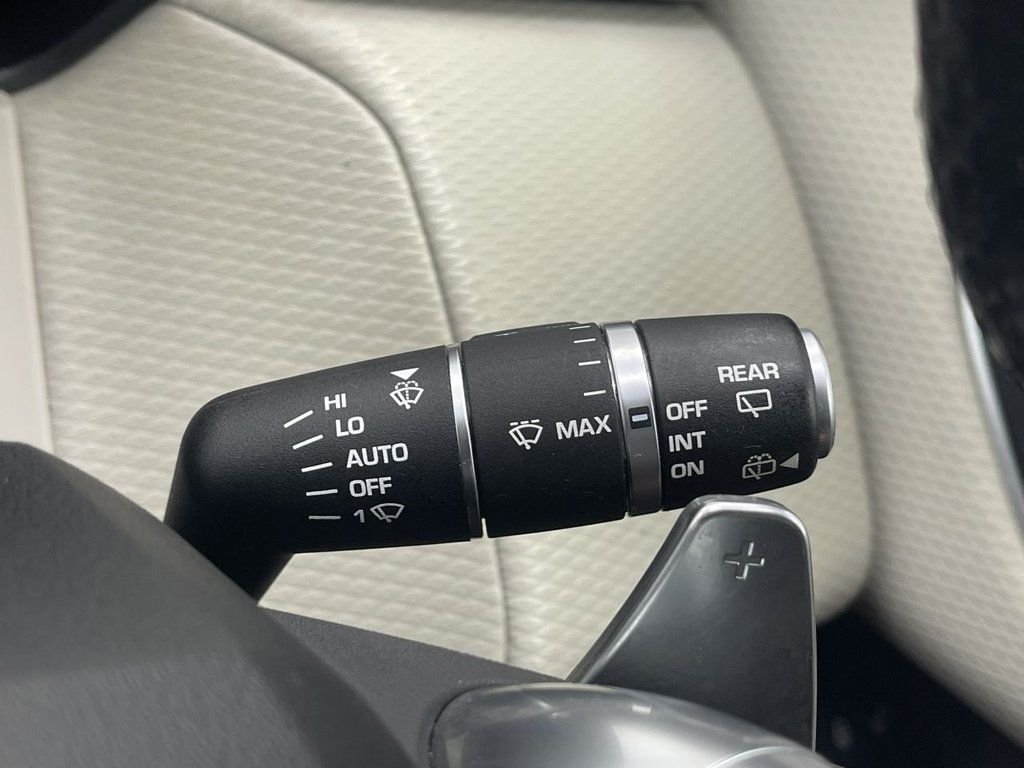 Used Land Rover Range Rover Velar 2017 for sale - 76711469: Photo 21