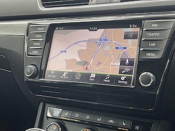 Used Skoda Superb 2017 for sale - 77855594: Photo