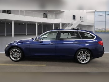 Used BMW 3 Series 2017 for sale - 77059693: Photo