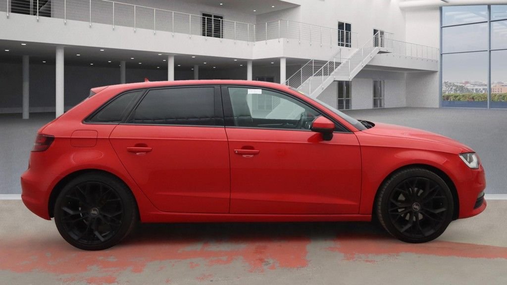 Used Audi A3 2016 for sale - 76185565: Photo 8