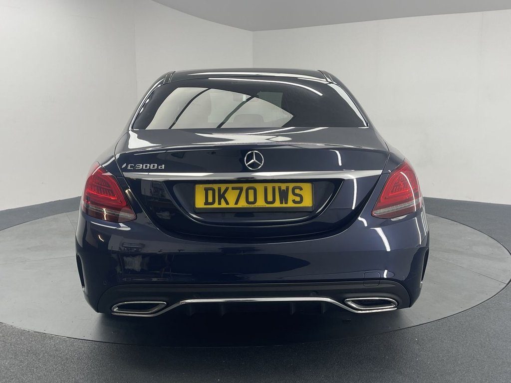 Used Mercedes-Benz C Class 2020 for sale - 76132760: Photo 10