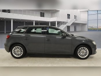 Used Audi A3 2018 for sale - 77038212: Photo