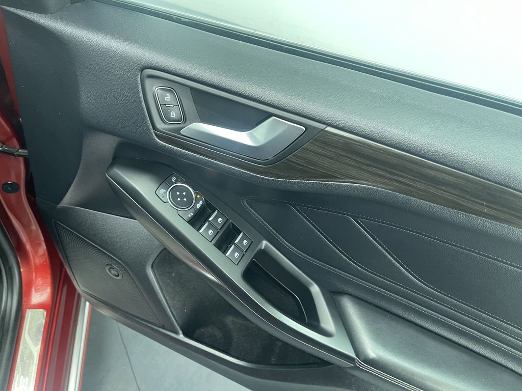 Used Ford Focus 2019 for sale - 76203420: Photo 18