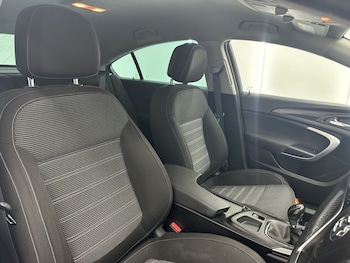 Used Vauxhall Insignia 2015 for sale - 79584559: Photo