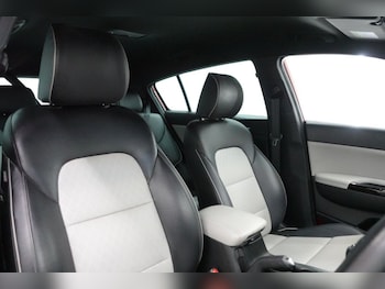 Used Kia Sportage 2018 for sale - 79584820: Photo